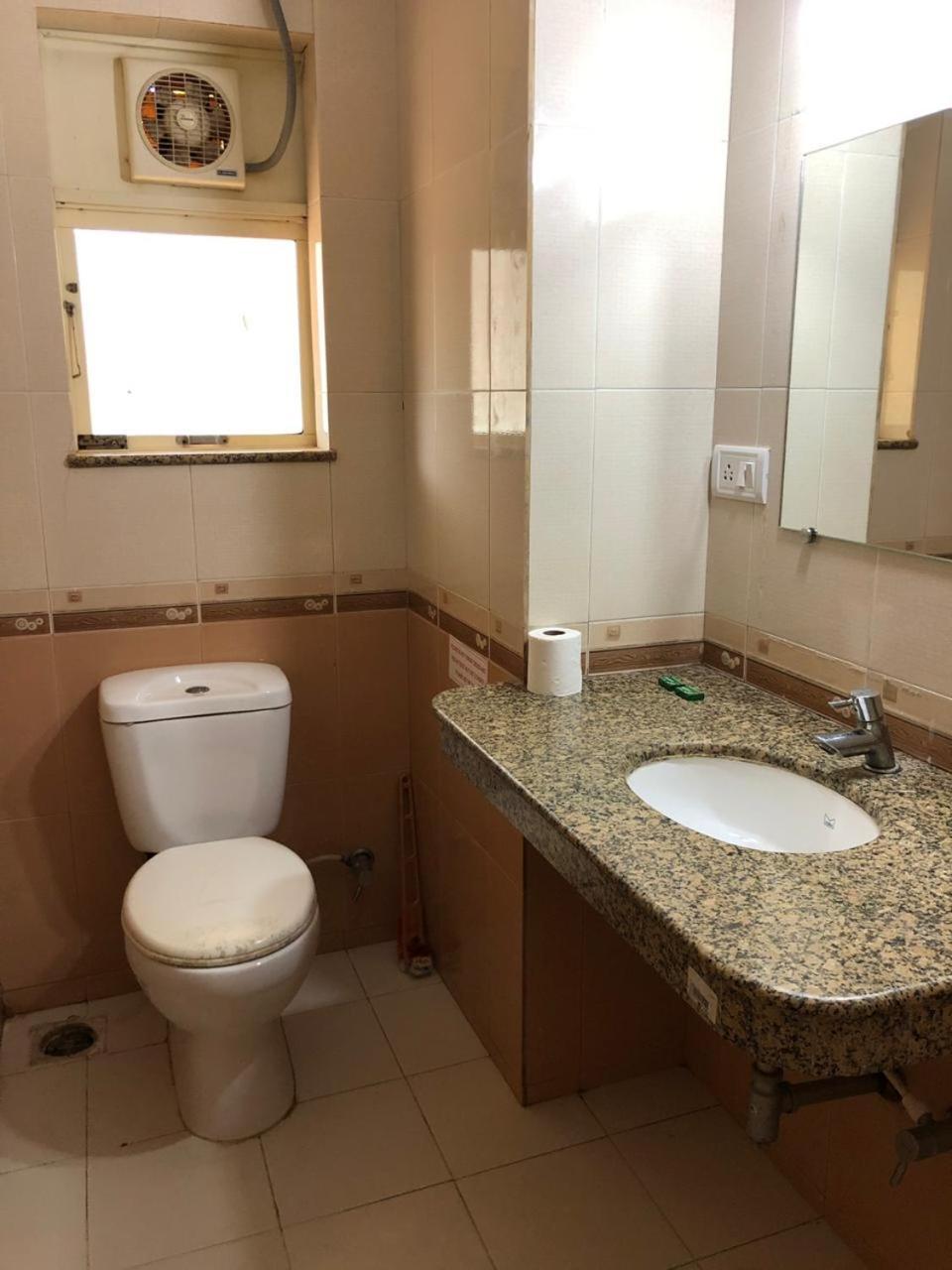 Spot On 39618 El Paso Hotel อารัมบล ภายนอก รูปภาพ